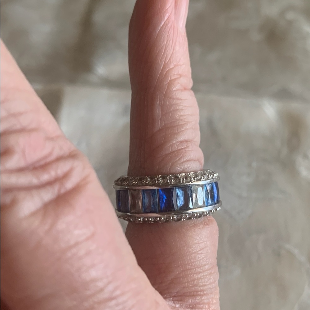 Danbury Mint Silver-Tone Ring with Faceted Blue Stones